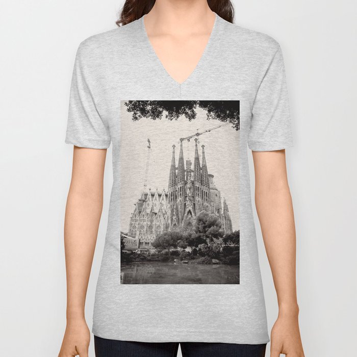Sagrada Familia in Barcelona V Neck T Shirt