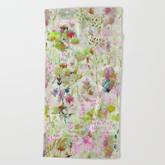 des fleurs et des mots Beach Towel
