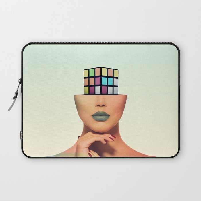 Look me in the eyes Laptop Sleeve