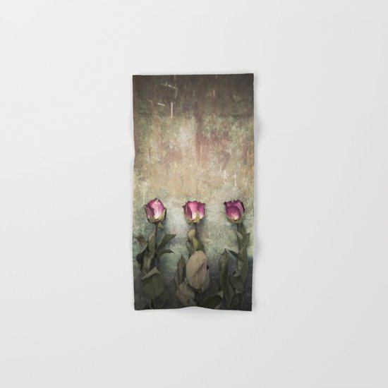Three dried Roses Hand & Bath Towel