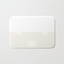 White Diamond Lace Horizontal Split on Cream Off-White Bath Mat