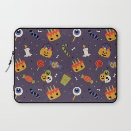 Seamless Pattern with Cartoon Halloween on Purple Background Laptop Sleeve