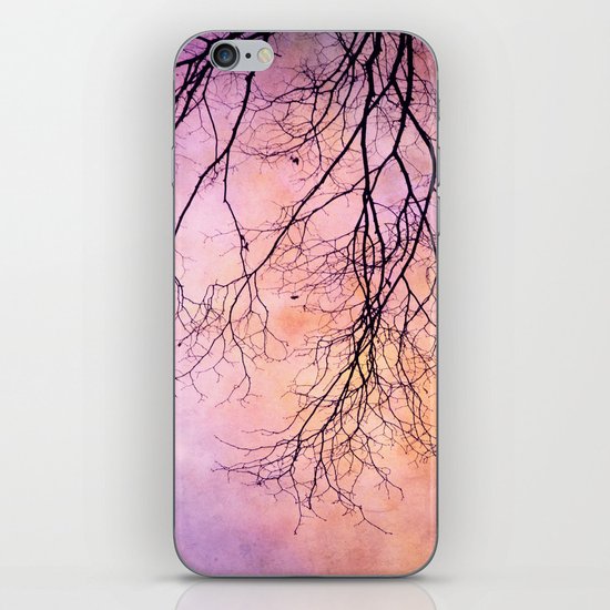 novembre iPhone & iPod Skin