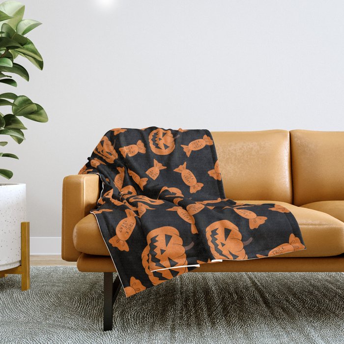 Halloween Pumpkins Pattern Throw Blanket