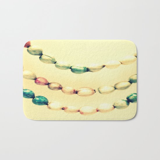 pASTel Vintage Beads Bath Mat