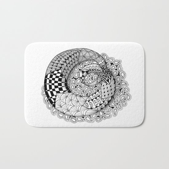 Mobius Twist Bath Mat