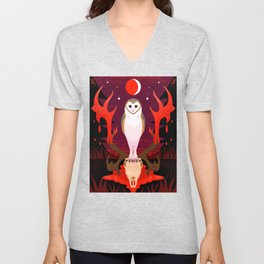 Hush, now. - Barn owl with skull V Neck T Shirt