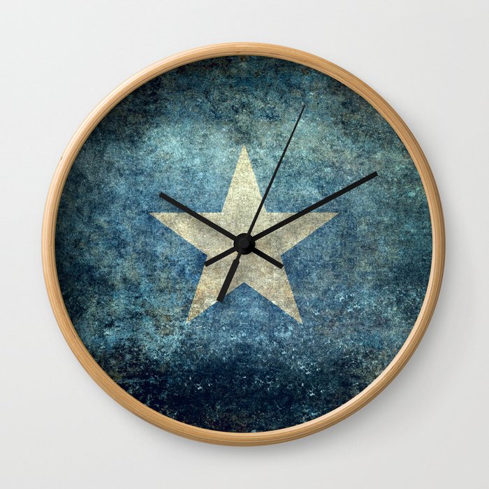 Somalia‬ national flag (officially the Federal Republic of Somalia) Vintage version to scale Wall Clock