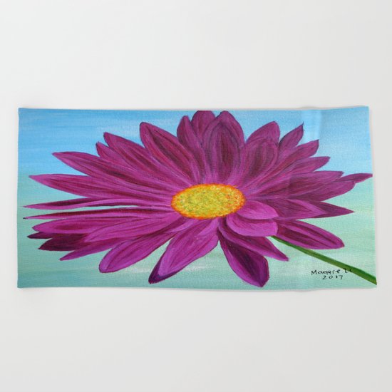 Daisy/close up Beach Towel