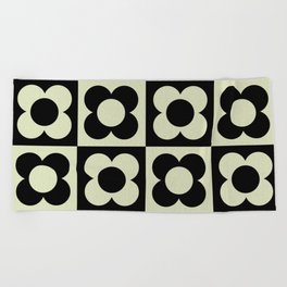 60s Retro minimal floral cutie checker pattern # b&w Beach Towel