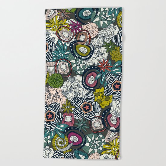 succulents multi dark Beach Towel