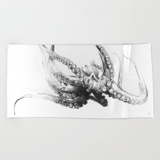 Octopus Rubescens Beach Towel