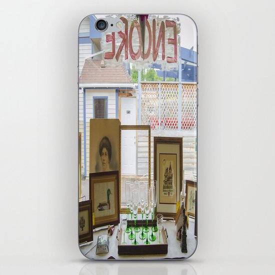 Store window iPhone & iPod Skin