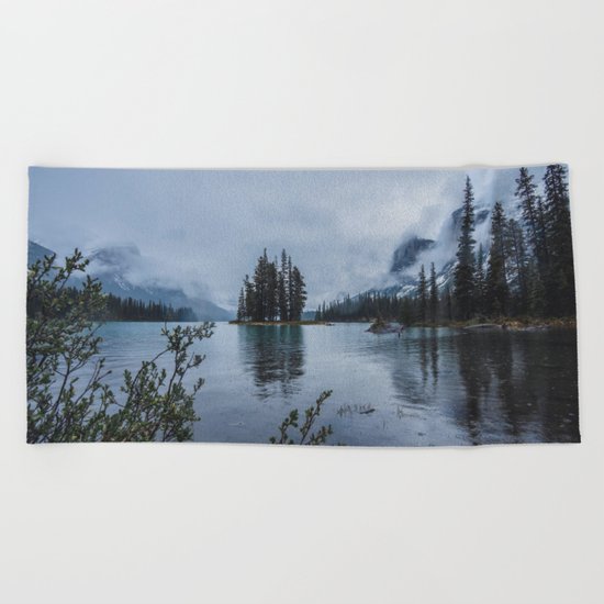 Fairy Tale Landscape Maligne Lake Alberta Canada Beach Towel