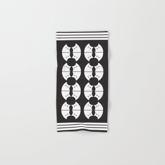 White Cat of Lisa Hand & Bath Towel