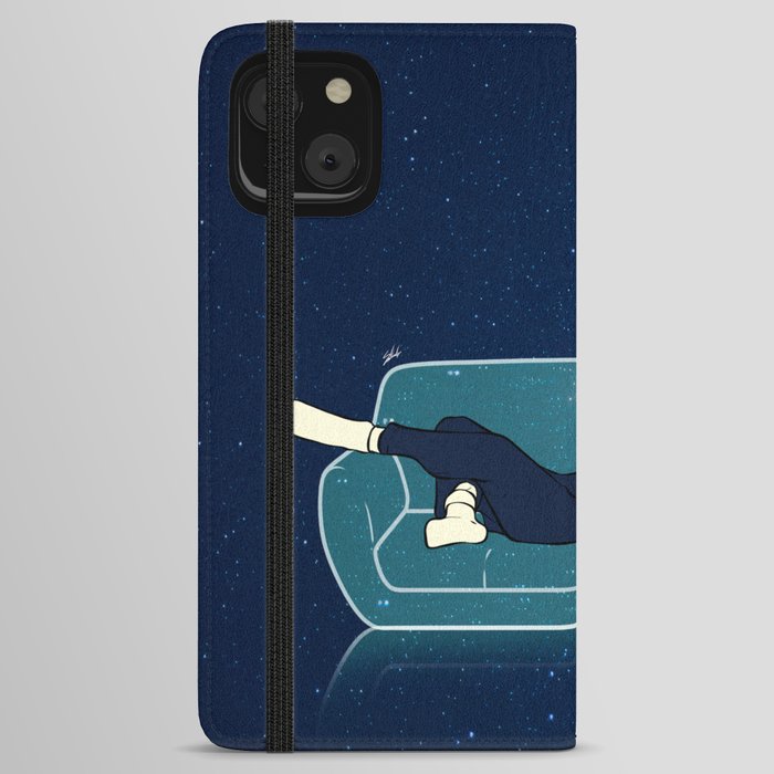 Love on the couch. iPhone Wallet Case
