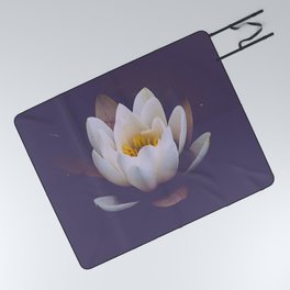 Stunning Water Lilly in Lilly Pond, Floral Design Picnic Blanket