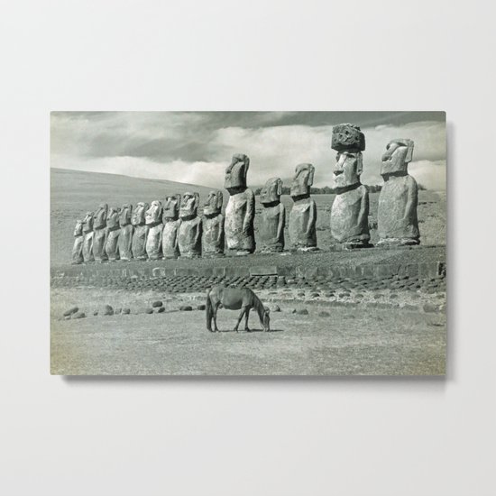 EASTER ISLAND VISTA Metal Print