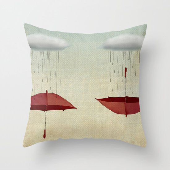 embracing the rain Throw Pillow