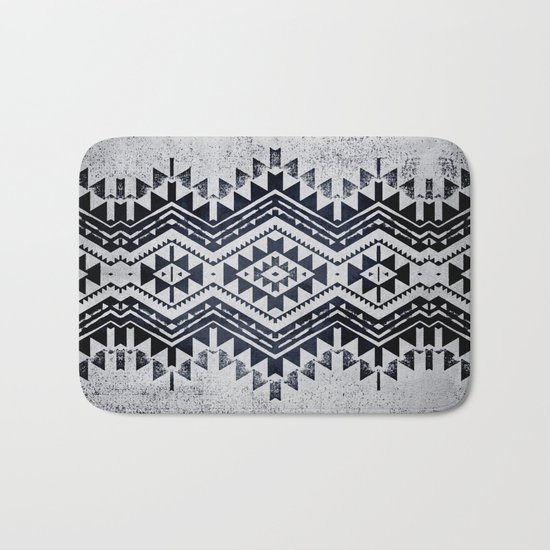 wall n2 Bath Mat