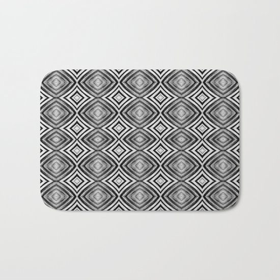 Black White Diamond Pattern Bath Mat