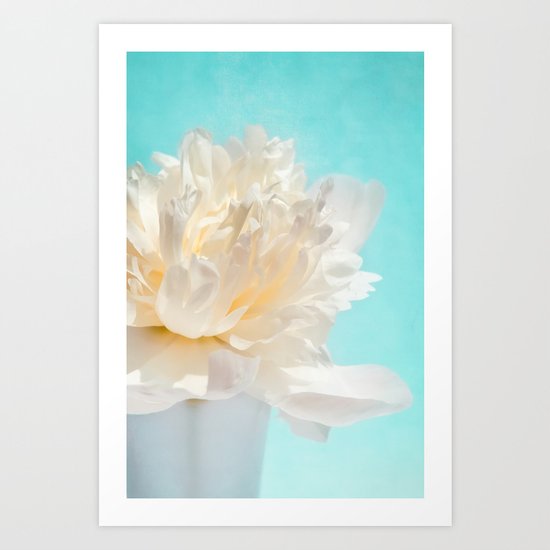 WHITE PEONY-DREAM Art Print