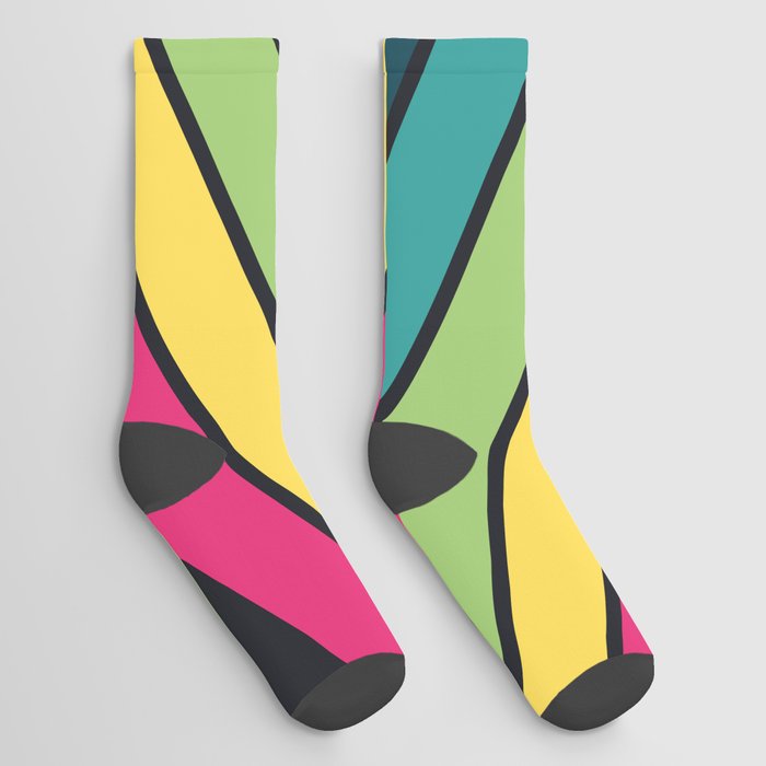 Rodoma - Classic 70s Style V Shape Retro Stripes Socks