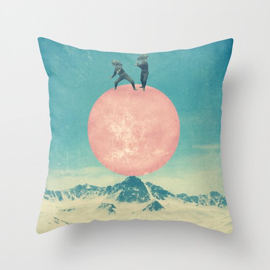 bayside high Throw Pillow