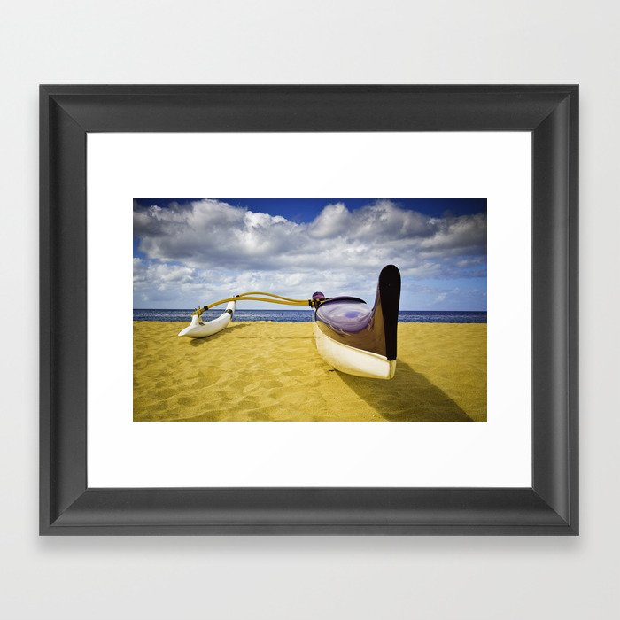 Outrigger canoe on beach Framed Art Print