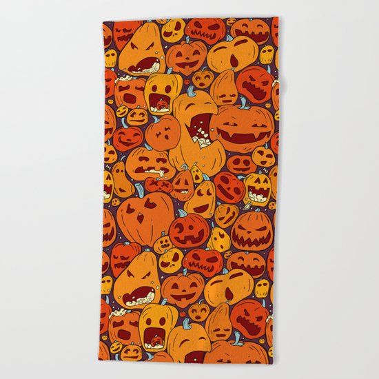 Halloween pumpkin pattern Beach Towel