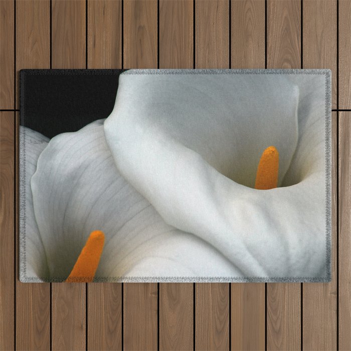 Two Calla Lily Flowers Together Outdoor Rug