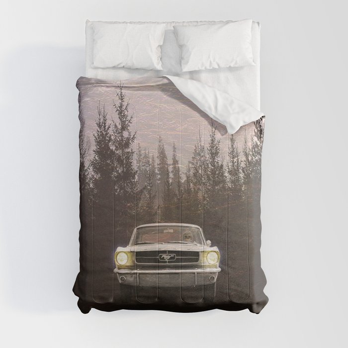 Vintage Mustang Pines Comforter