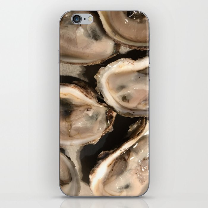 oyster mmhh iPhone Skin