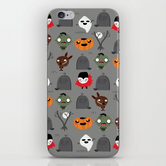 Not that spooky halloween iPhone Skin