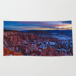 Sunrise 1283 - Sunset Point, Bryce Canyon National Park, Utah Beach Towel