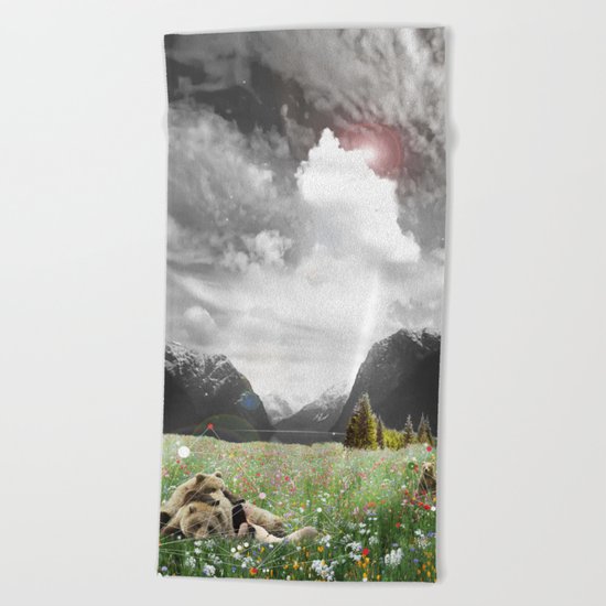 BREAK OF BEAR Beach Towel