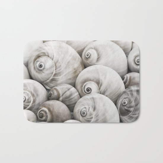 Shark's eye shell collection Bath Mat