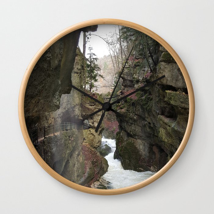 TaubenLoch Gorge Wall Clock