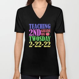 Twosday 02-22-2022 February 2nd 2022 V Neck T Shirt