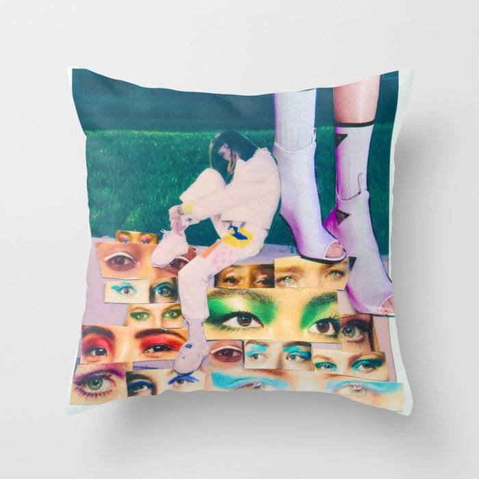 EYES IN SIGHT Throw Pillow
