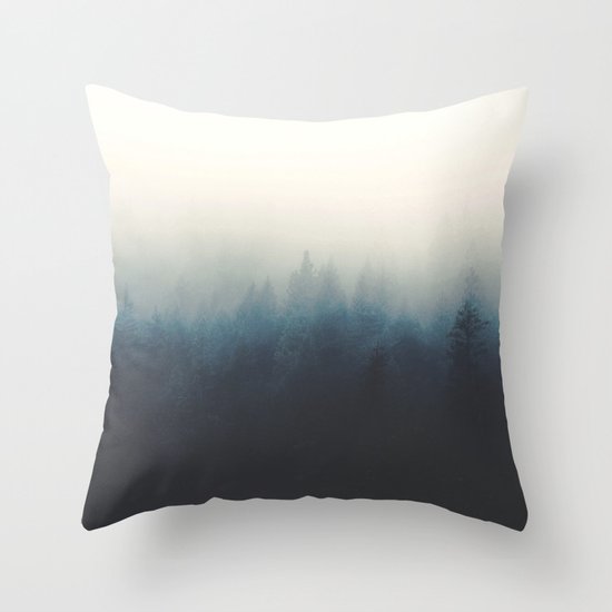 Your memory haunts me Throw Pillow
