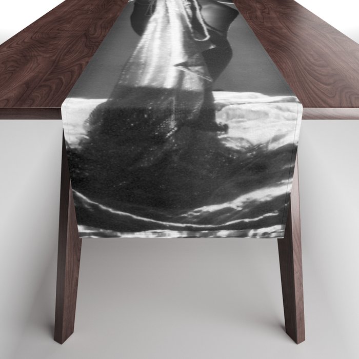 Beautiful Josephine Baker in statuesque silhouette Paris nude portrait