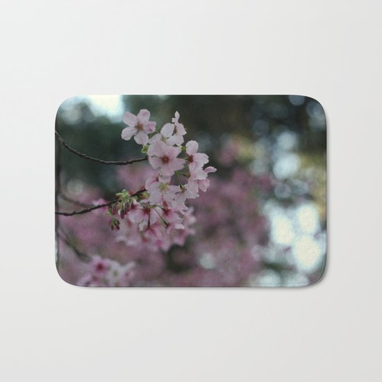 Blooming sacura Bath Mat