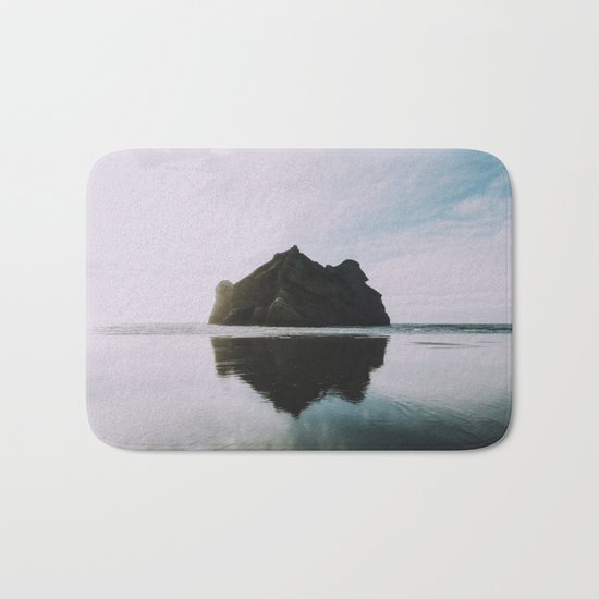 unrequited love Bath Mat