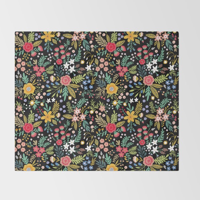 Amazing floral pattern with bright colorful flowers, plants, branches and berries on a black backgro Decke