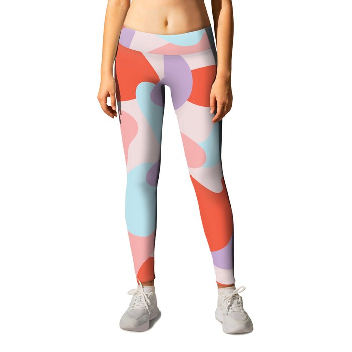 camouflage_magnified pastels palette Leggings