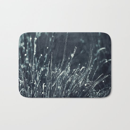 Pearly Dew Drops Bath Mat