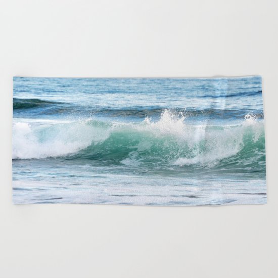OCEAN WAVE Beach Towel