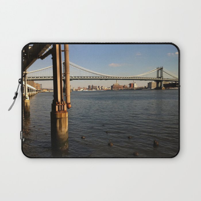 NYC East River | Manhattan Bridge Laptop Sleeve