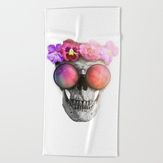 Mortem in Gloria "Helbi" Beach Towel